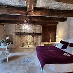 Les Maisons D'antan 5 Etoiles * Saint-Geniès