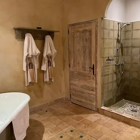 Les Maisons D'antan 5 Etoiles Vila *